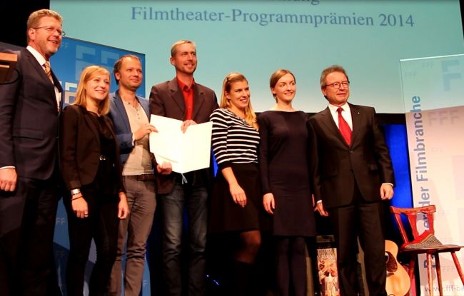 Das stolze Monopol-Team in Fürth bei der Preisverleihung